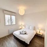 Le Rayonnant, Lumineux, Centre-Ville