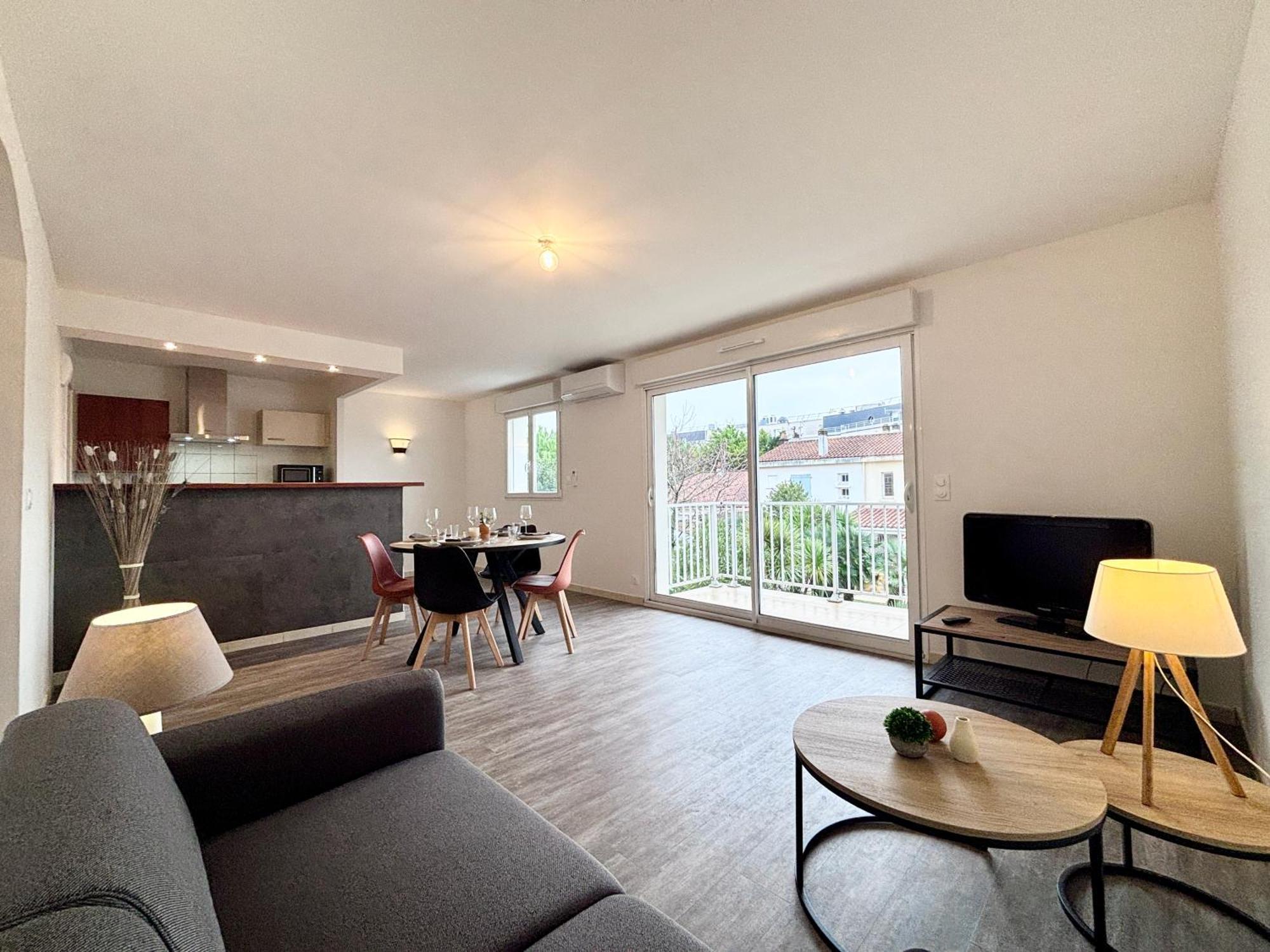 Appartement Le Rayonnant, Lumineux, Centre-ville *